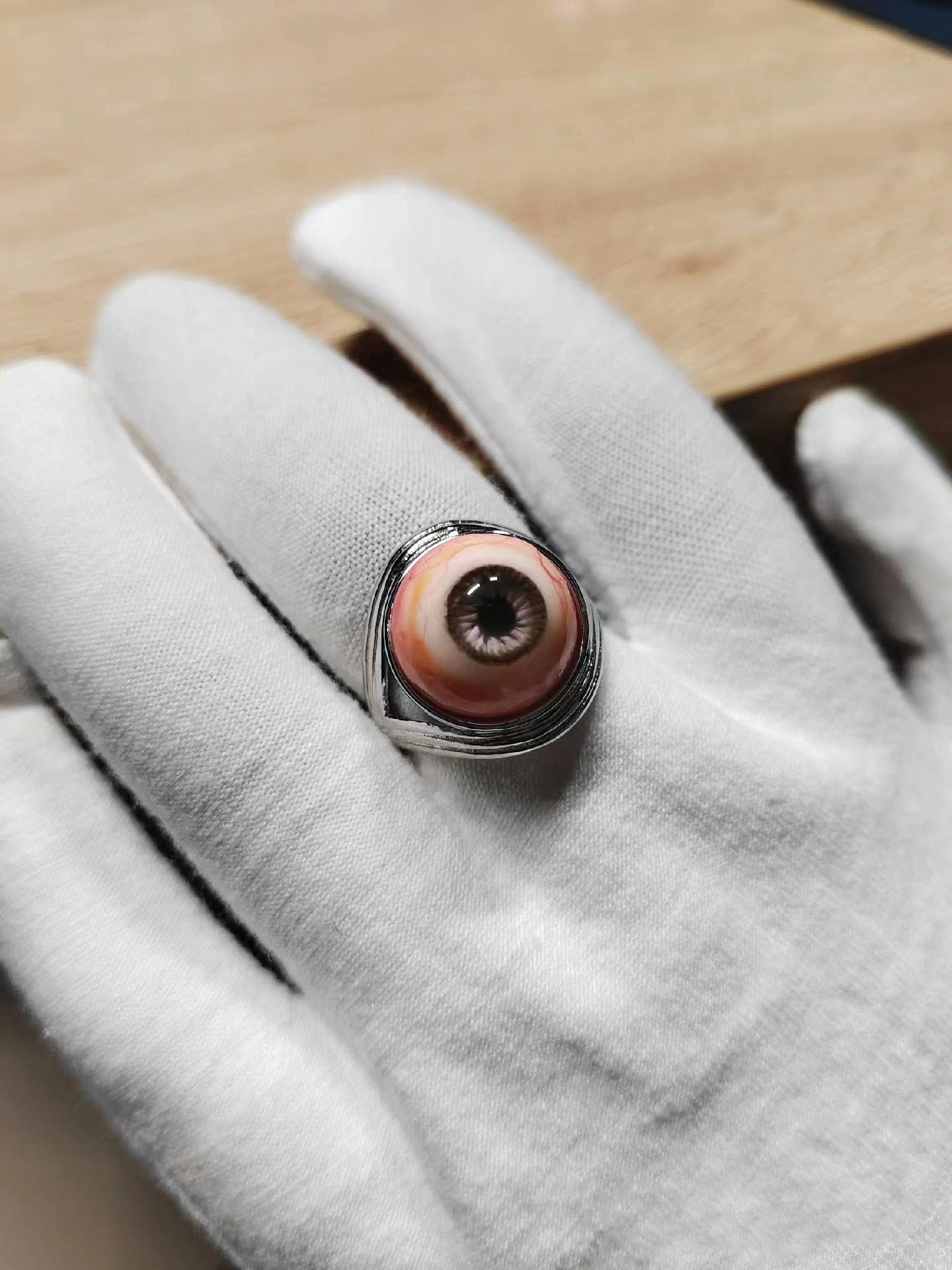 Eyeball Statement Ring - Brown