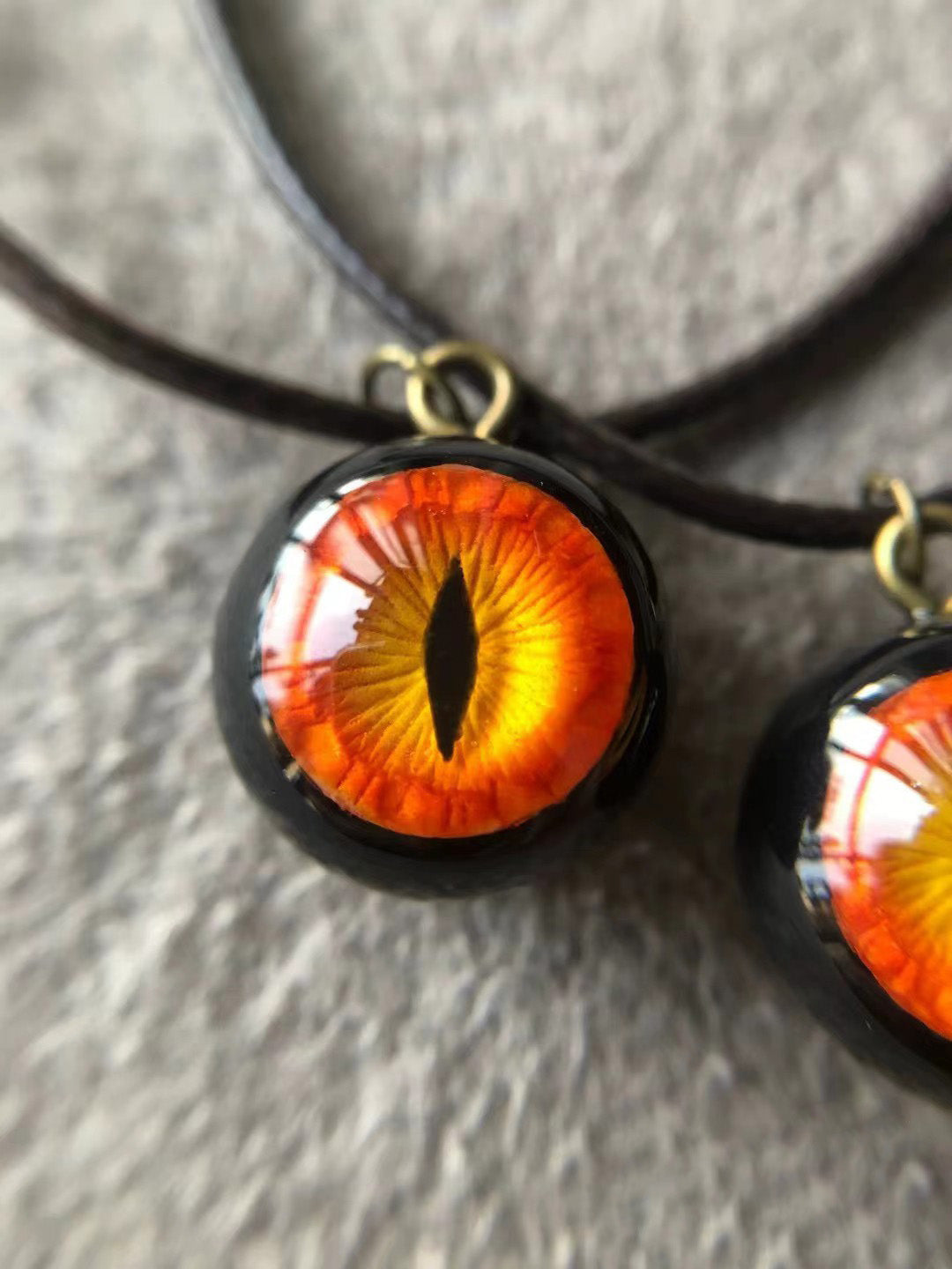 Colgante de ojo de dragón